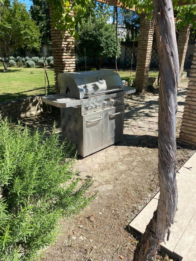 Villa Rare House With Garden Tiflis Exterior foto