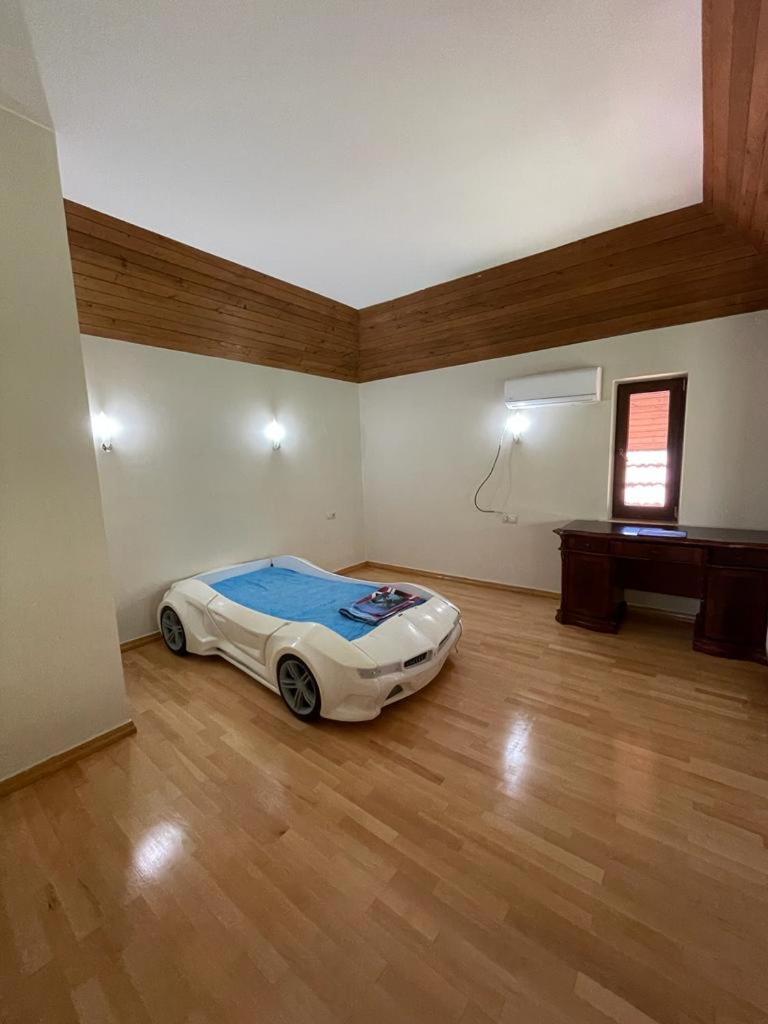 Villa Rare House With Garden Tiflis Exterior foto