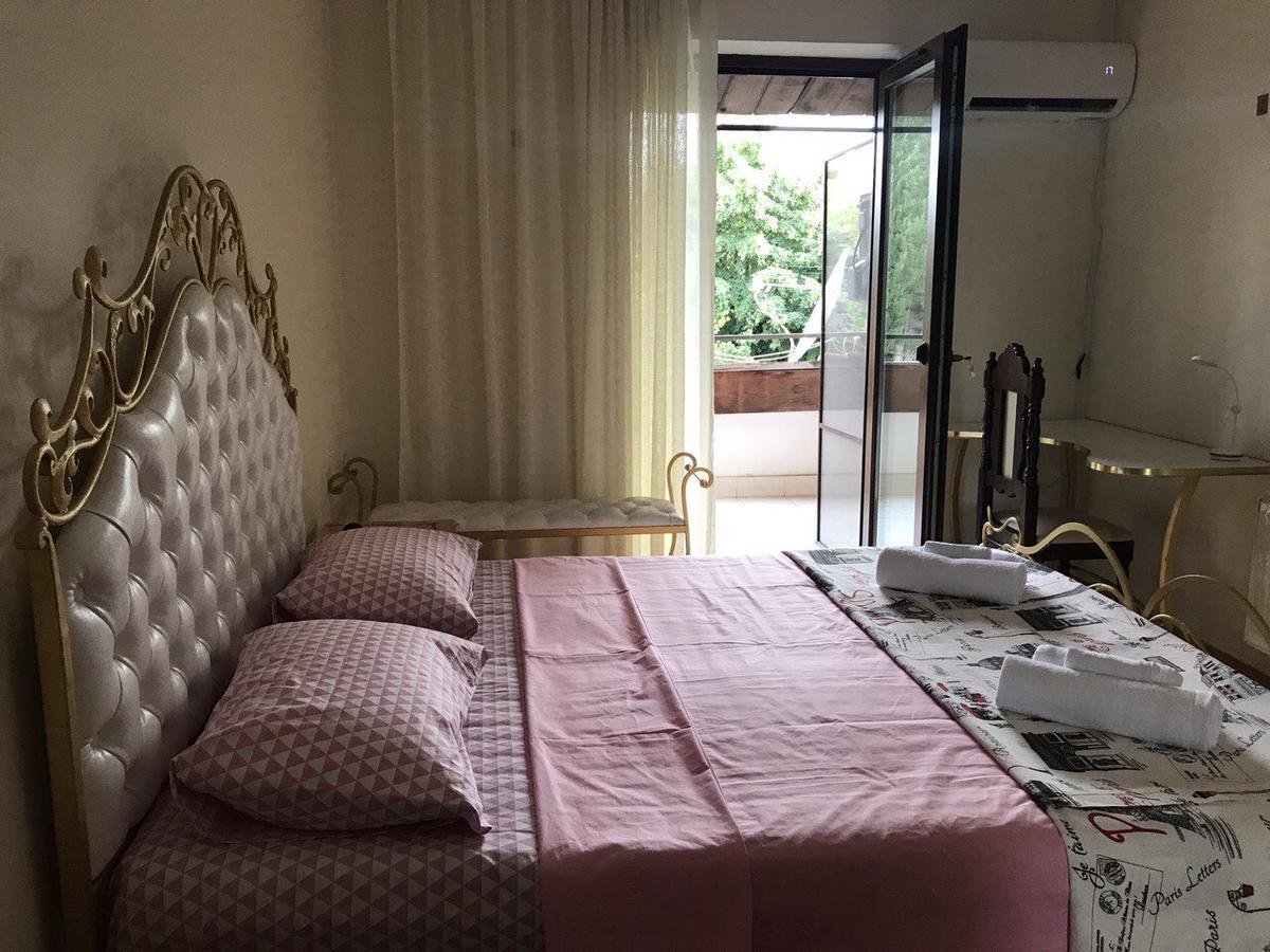 Villa Rare House With Garden Tiflis Exterior foto